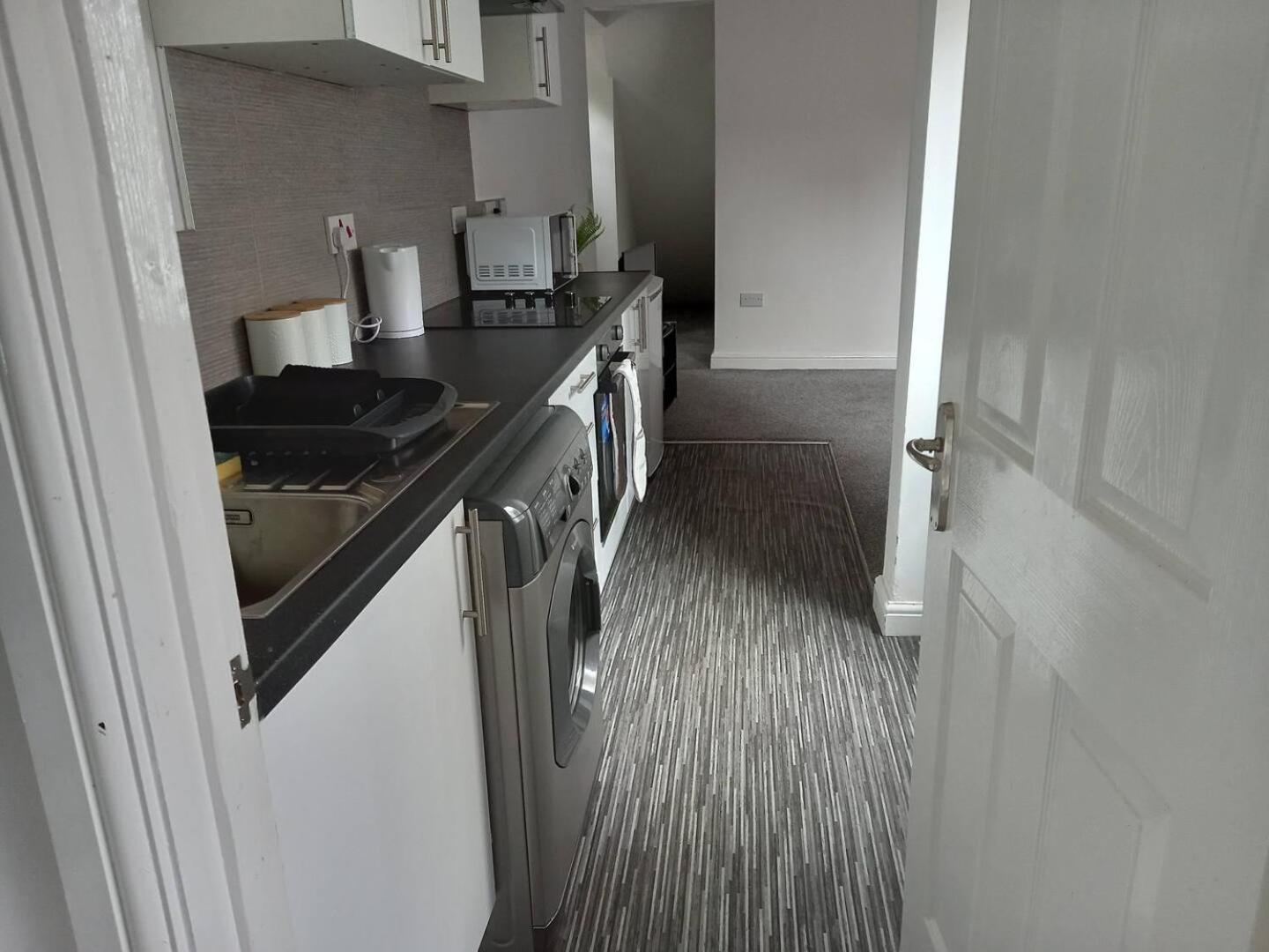 Simple And Sweet, Flat On Lewis Street - 1 Br Apartment Stoke-on-Trent Ngoại thất bức ảnh